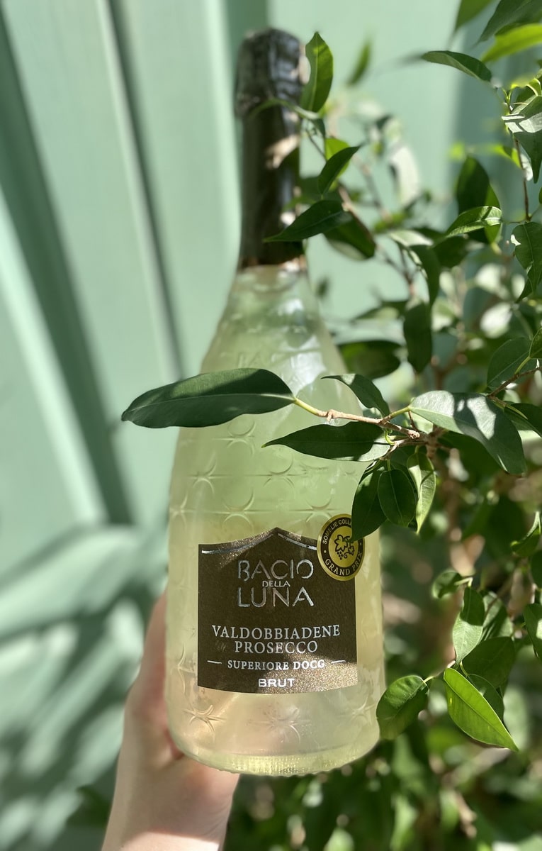Bassio Della Luna Valdobbiadene Prosecco Superiore DOCG Brut Bassio Della Luna Valdobbiadene Prosecco Superiore DOCG Brut