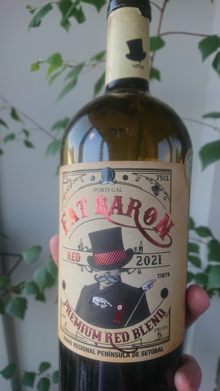 Вино Fat Baron Premium redblend 2021